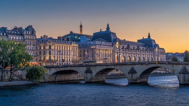 France-Paris-hotel amenities supplies by ElriBird-Europe